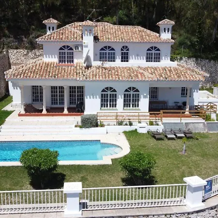 Ana Maria Villa Mijas