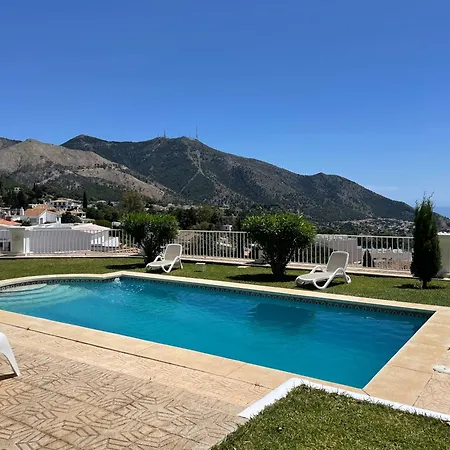 Villa Ana Maria *